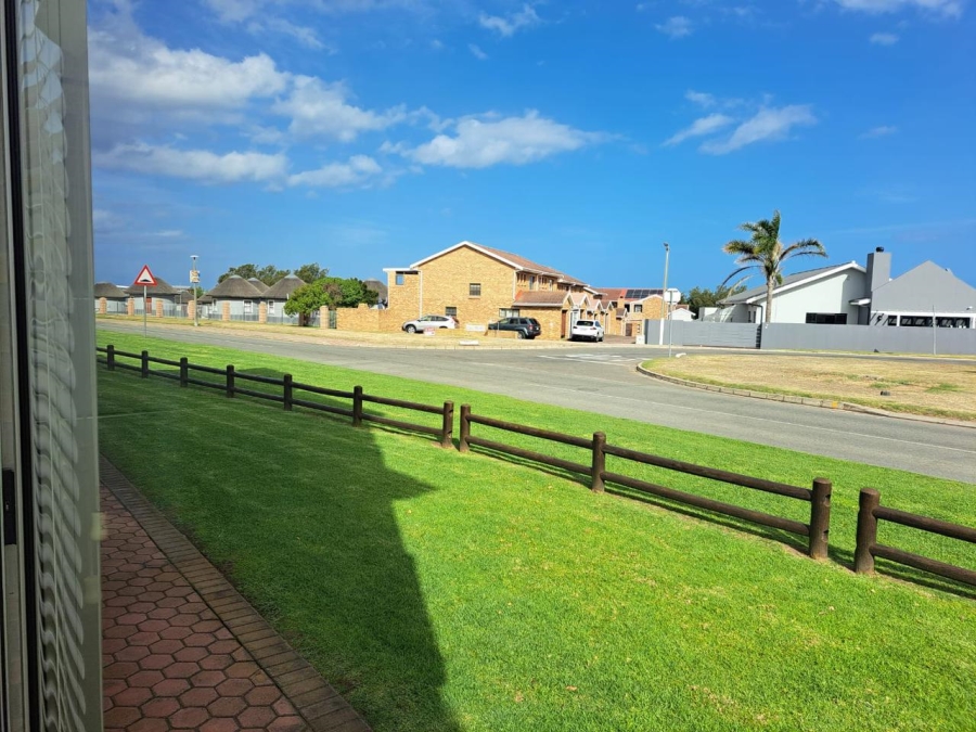 To Let 2 Bedroom Property for Rent in Hartenbos Central Western Cape